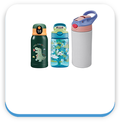 Дети бутылка с водой