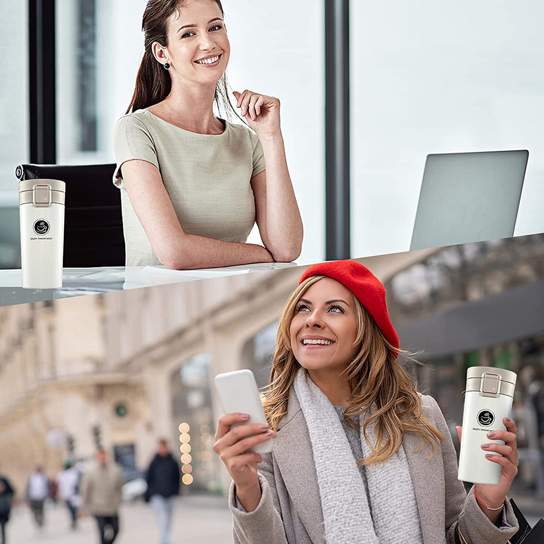 Изолированный кофейный тумблер