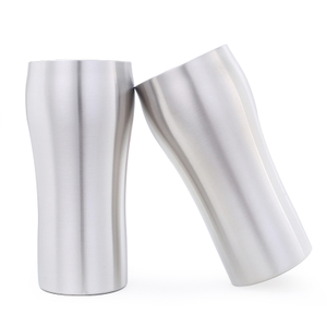 Пользовательский пивной стакан из нержавеющей стали емкостью 430 мл с вакуумной изоляцией