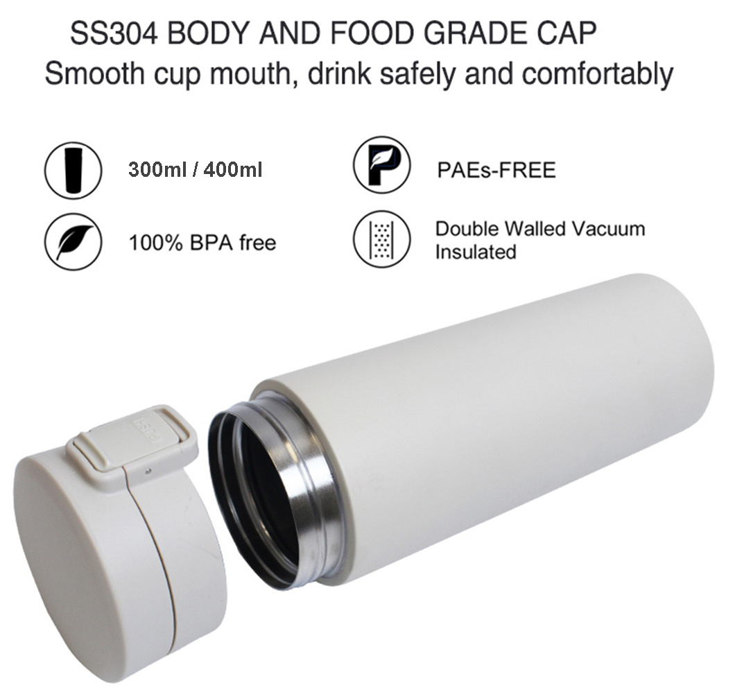 Изолированный кофейный тумблер 