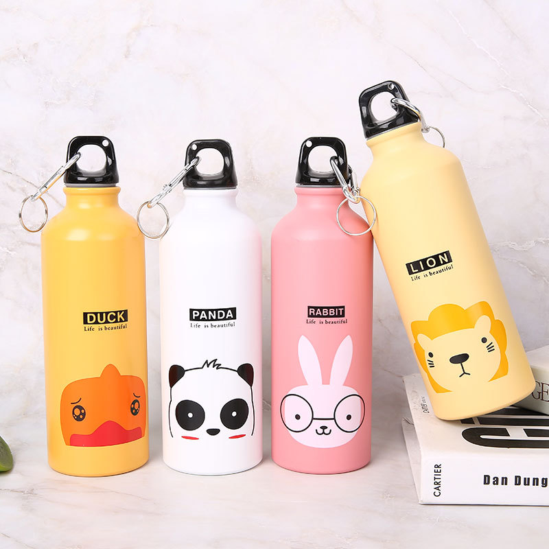 Детская бутылка с водой, необходимая для школы и игр